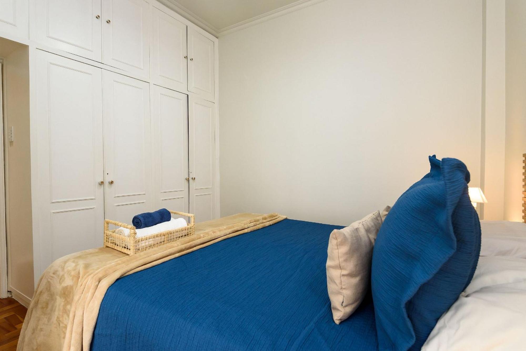 Apartamento Omar Do Rio: 2qtos, Smart Tv, Internet 250mbps, Máquina Lava&seca, A 300m Do Metrô Cantagalo E 7min Da De Copacabana Río de Janeiro