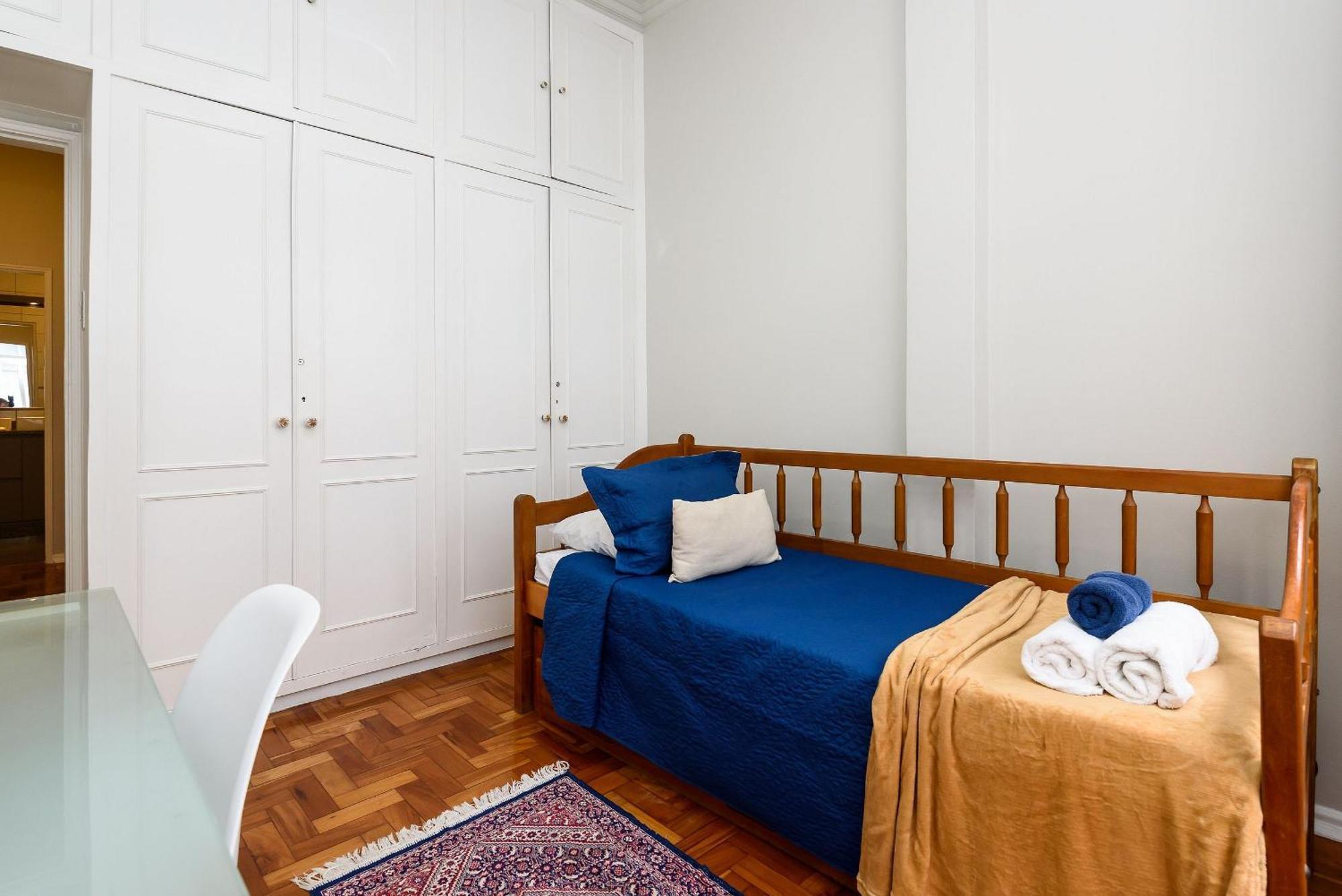 Apartamento Omar Do Rio: 2qtos, Smart Tv, Internet 250mbps, Máquina Lava&seca, A 300m Do Metrô Cantagalo E 7min Da De Copacabana Río de Janeiro